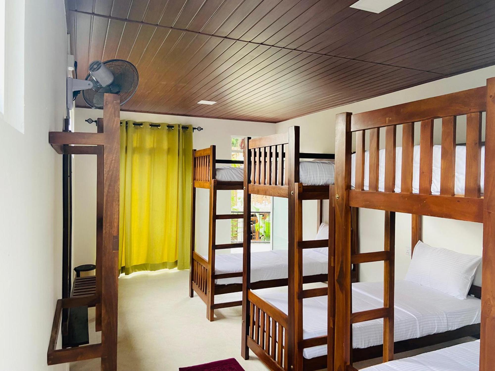 Shadow Inn Ella Room photo